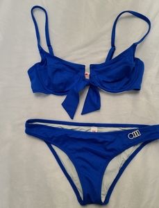 Solid & striped bikini